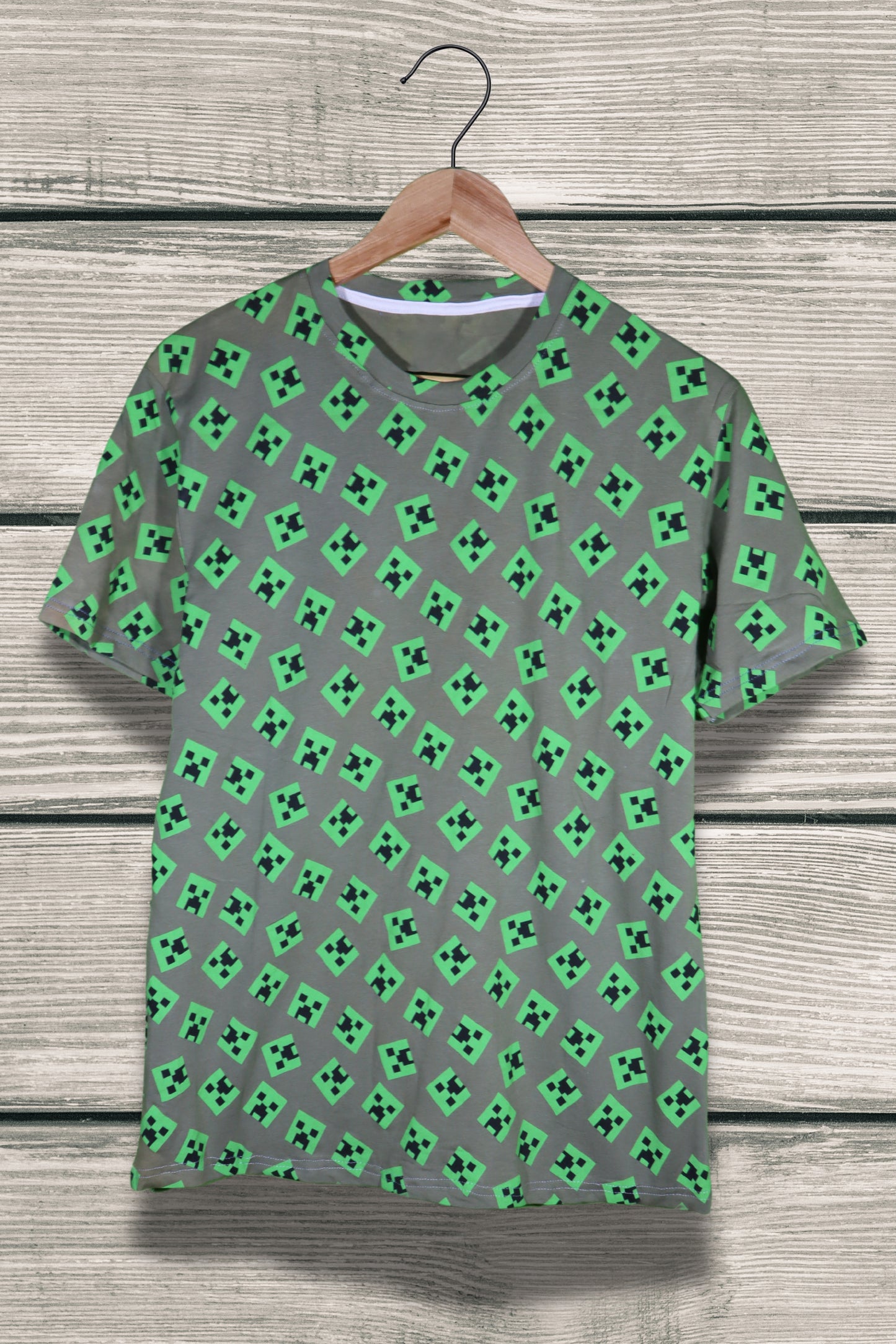 Stylish Latest Men's Printed T-shirt