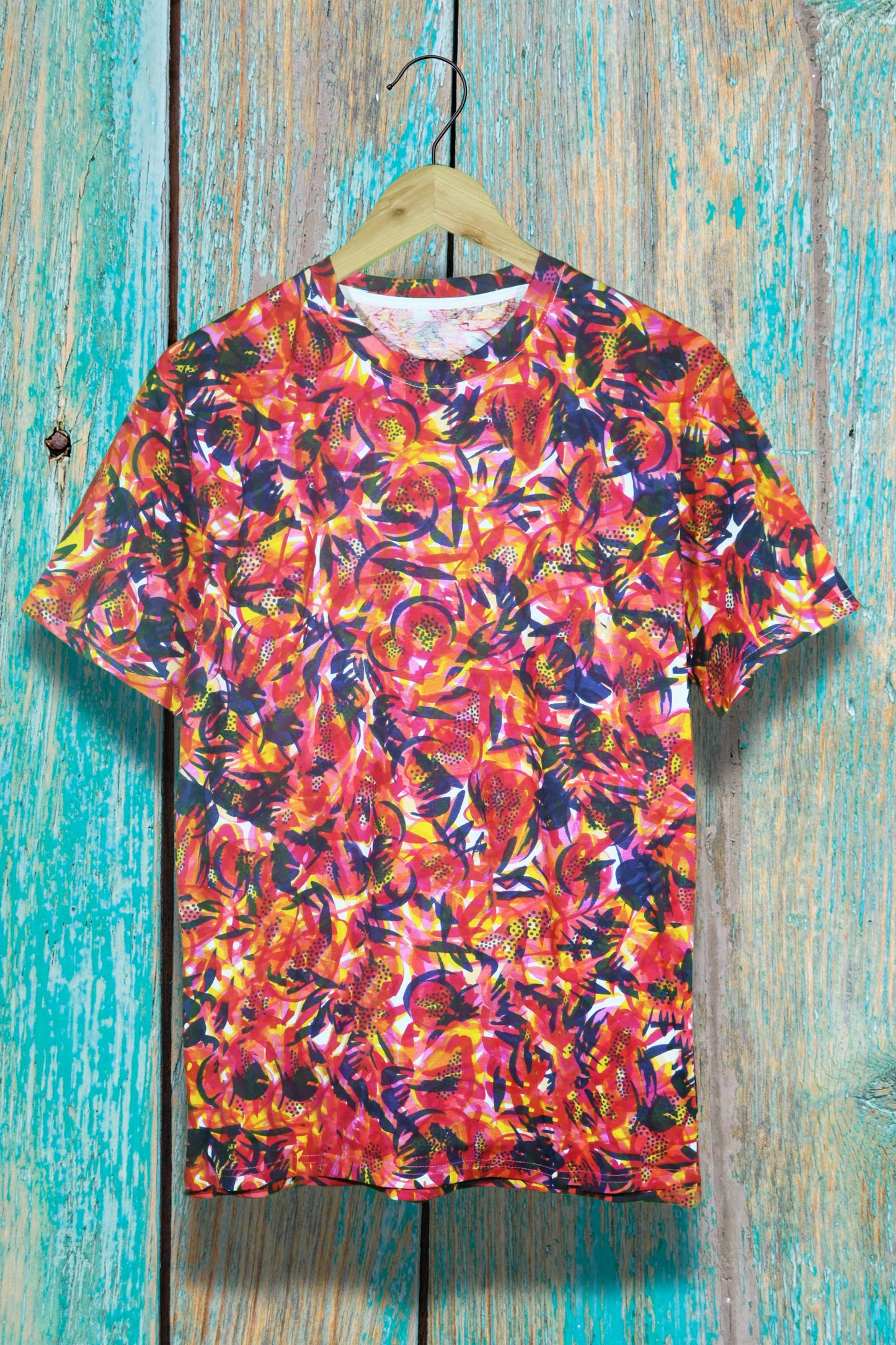 Men's New Arrived Floral & Funky Printed T-shirt
